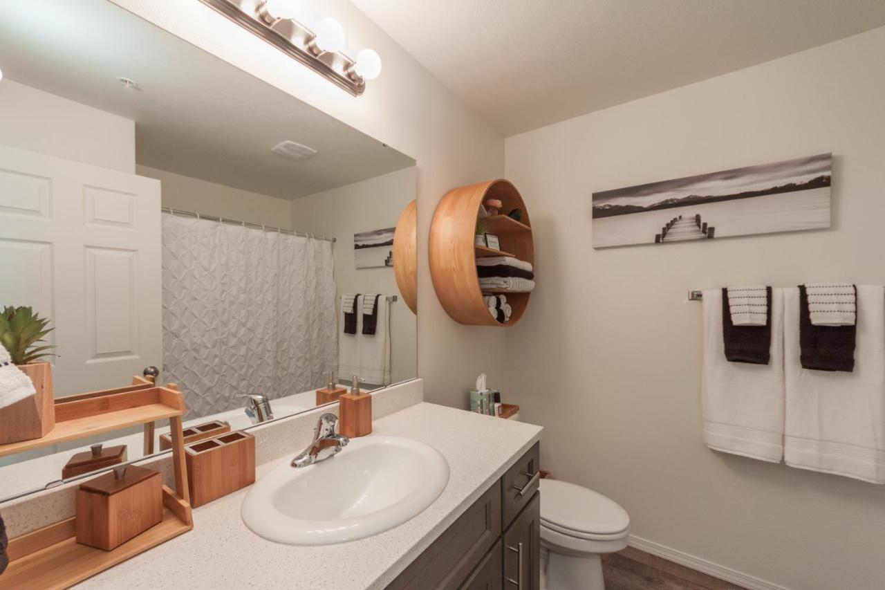 Apartament Modern And Stylish King Bed Wifi Free Parking Spokane Valley Zewnętrze zdjęcie